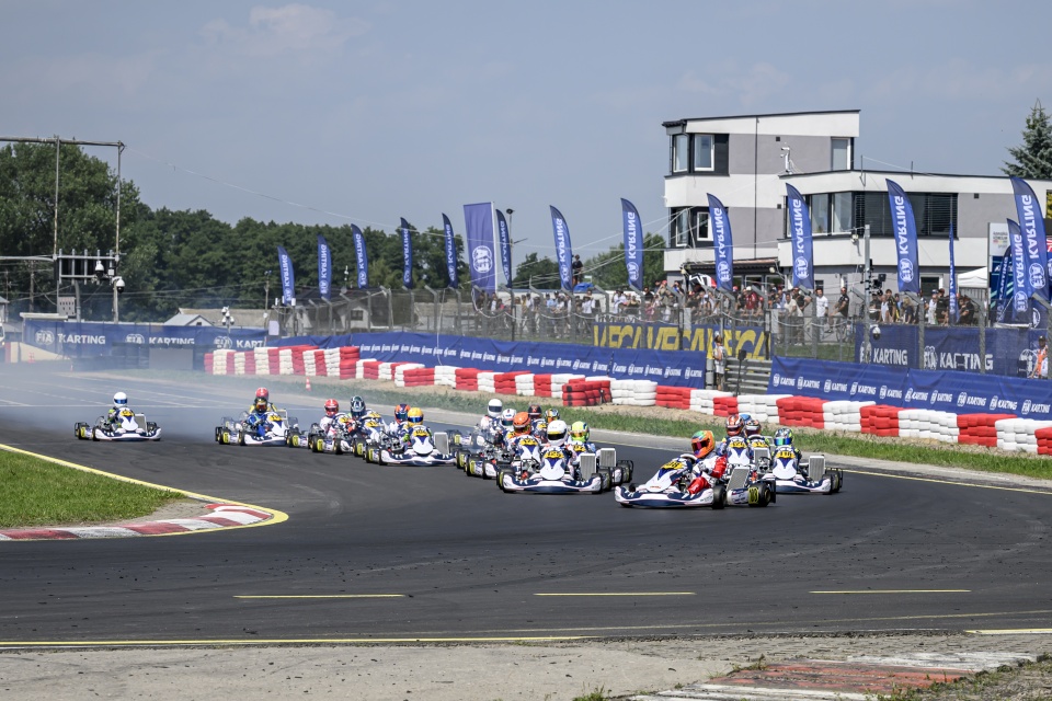 Turoboyski y Piatek se convierten en los primeros campeones europeos FIA Arrive and Drive